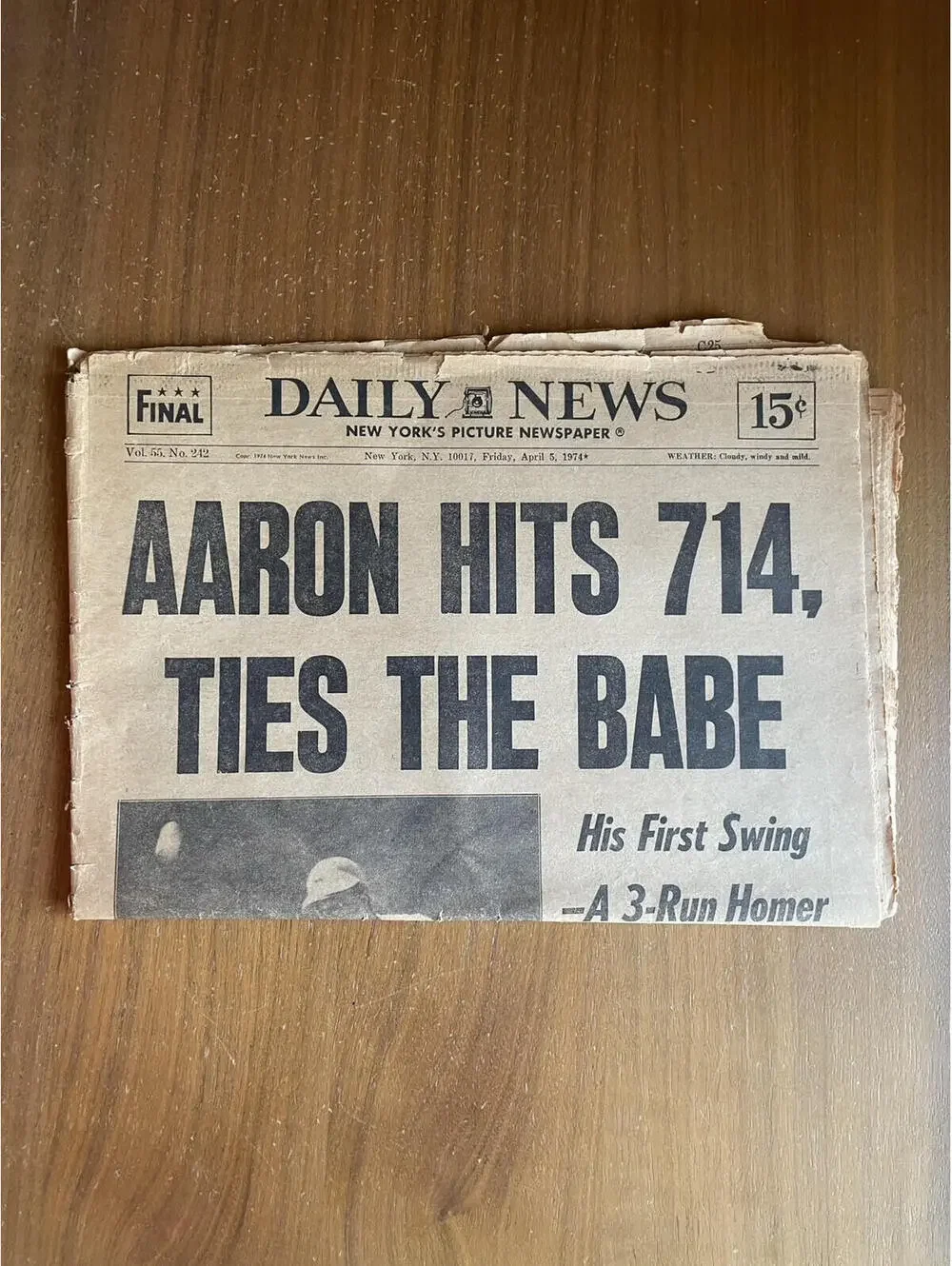 Aaron Hits 714 Ties The Babe Daily News Newspaper Apr 5 1974